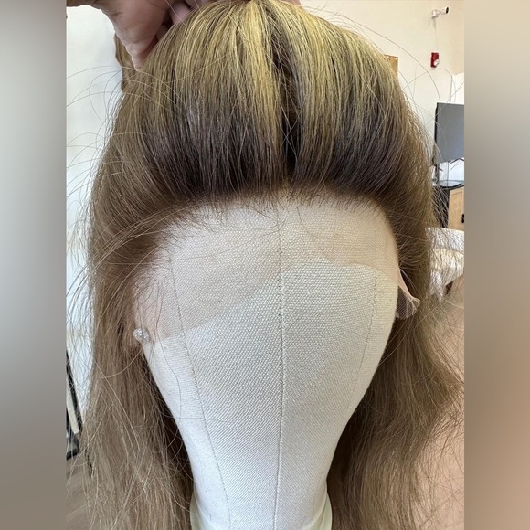 Tresses by Jules full handtied wig - Picture 7 of 13